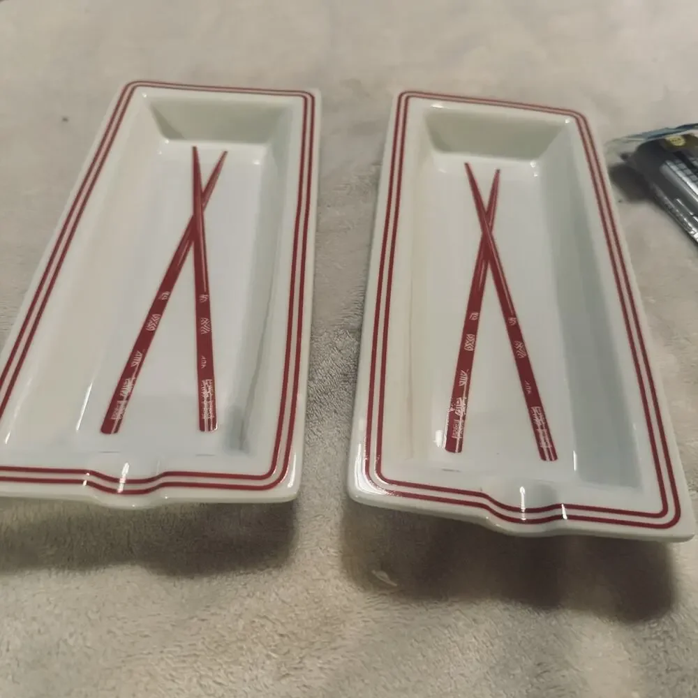 World Market‎ red white Chopstick spoon Rest dishes rectangular bonus chopsticks